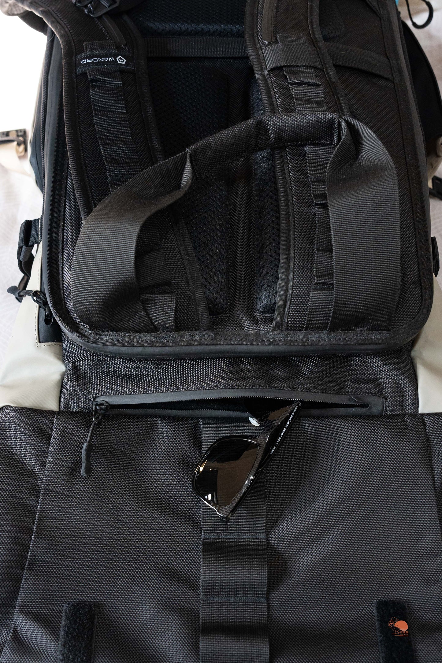 二手 WANDRD PRVKE 攝影套裝 31L 贈 Premium Accessory Straps 磁吸配件帶