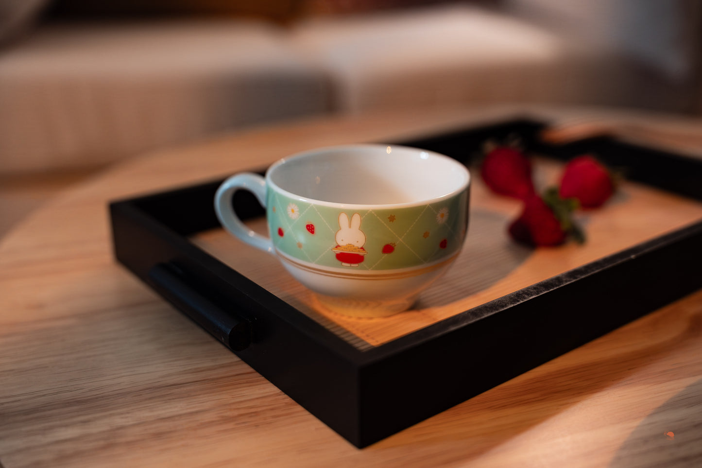 花園限定｜雛菊草莓茶杯