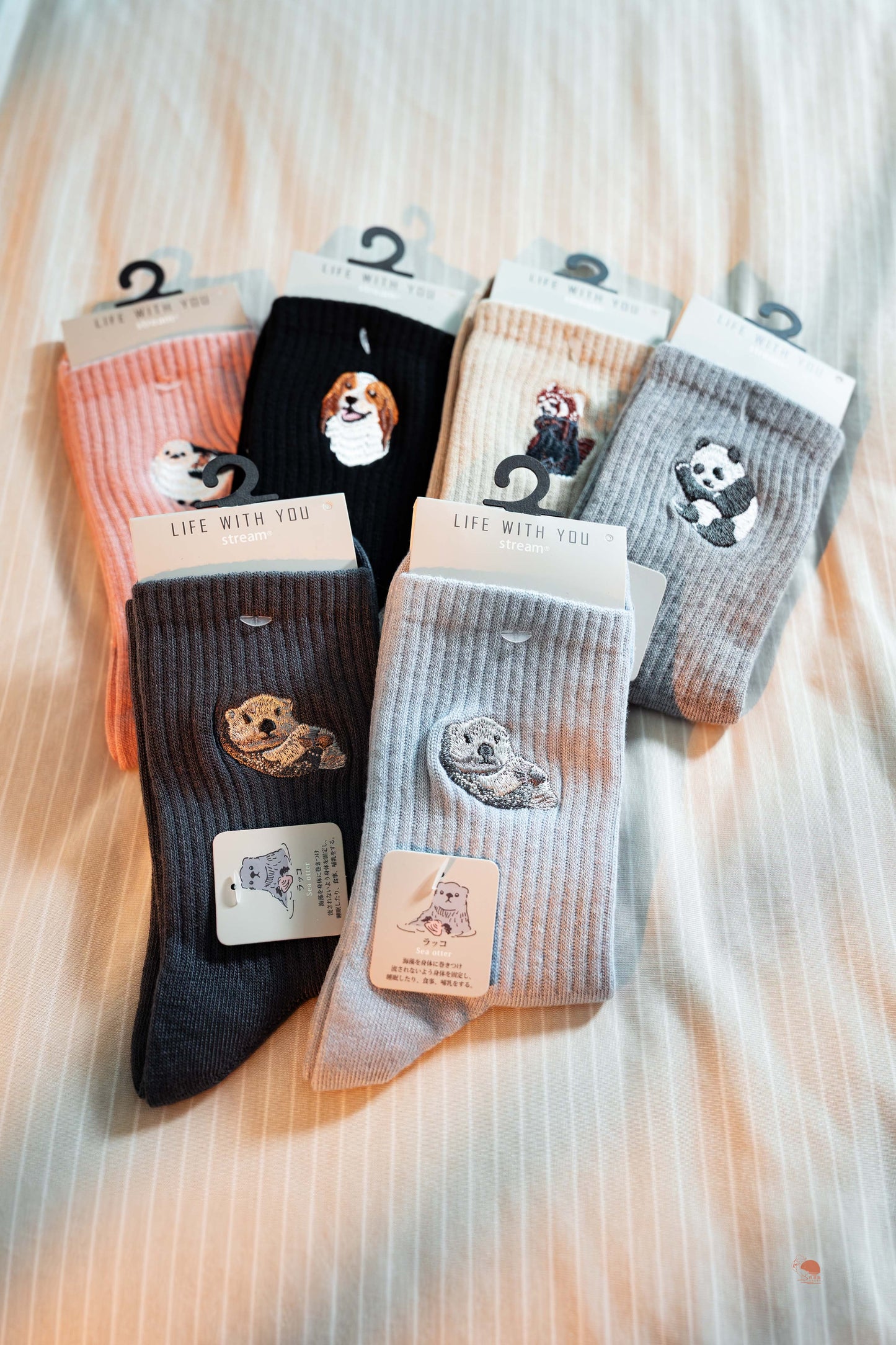 Stream | 動物刺繡襪