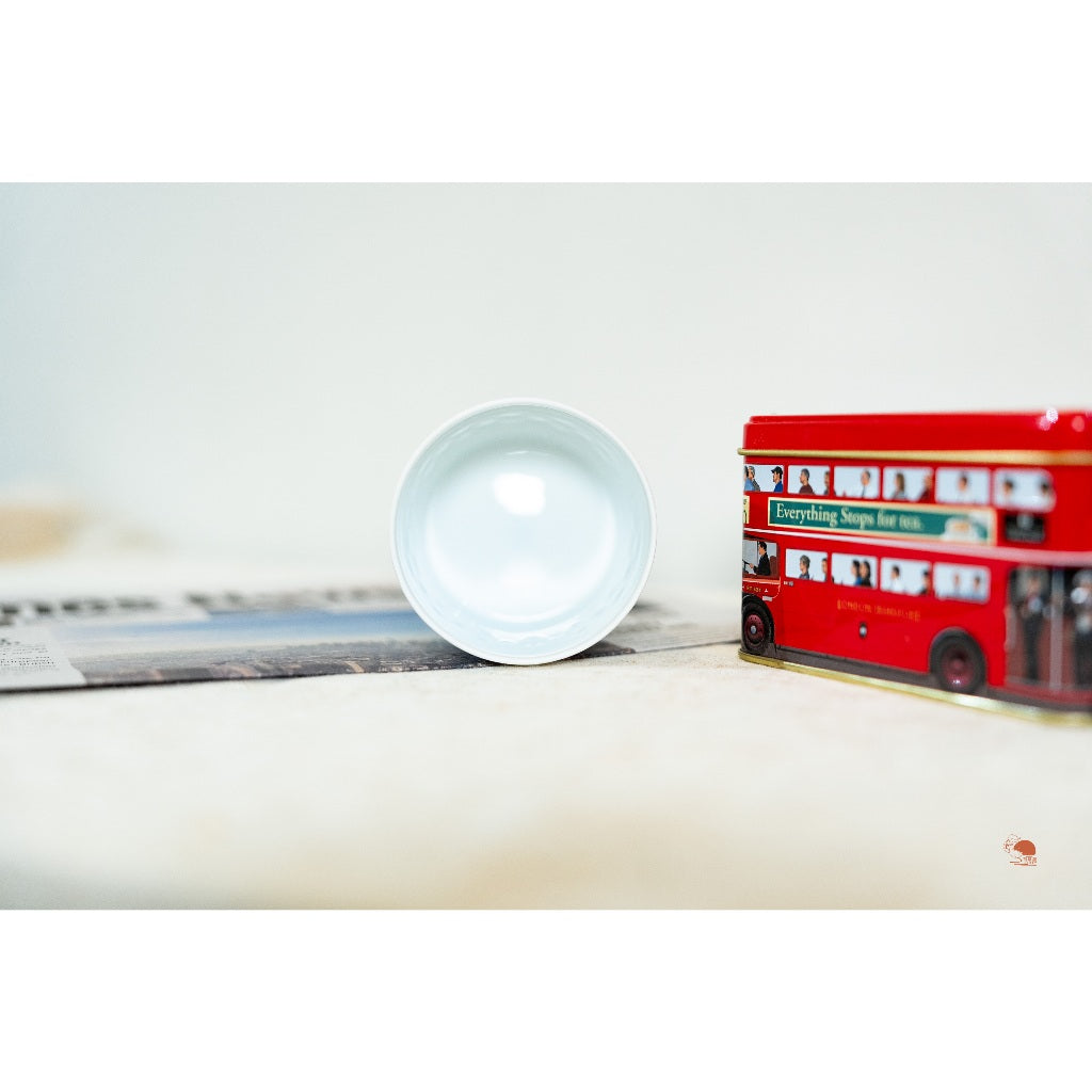 現貨｜日本製 波佐見燒 白山陶器 螢火蟲 職人手作 白瓷茶杯  雪花浮雕