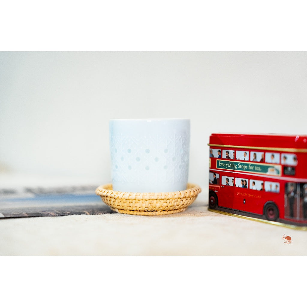 現貨｜日本製 波佐見燒 白山陶器 螢火蟲 職人手作 白瓷茶杯  雪花浮雕